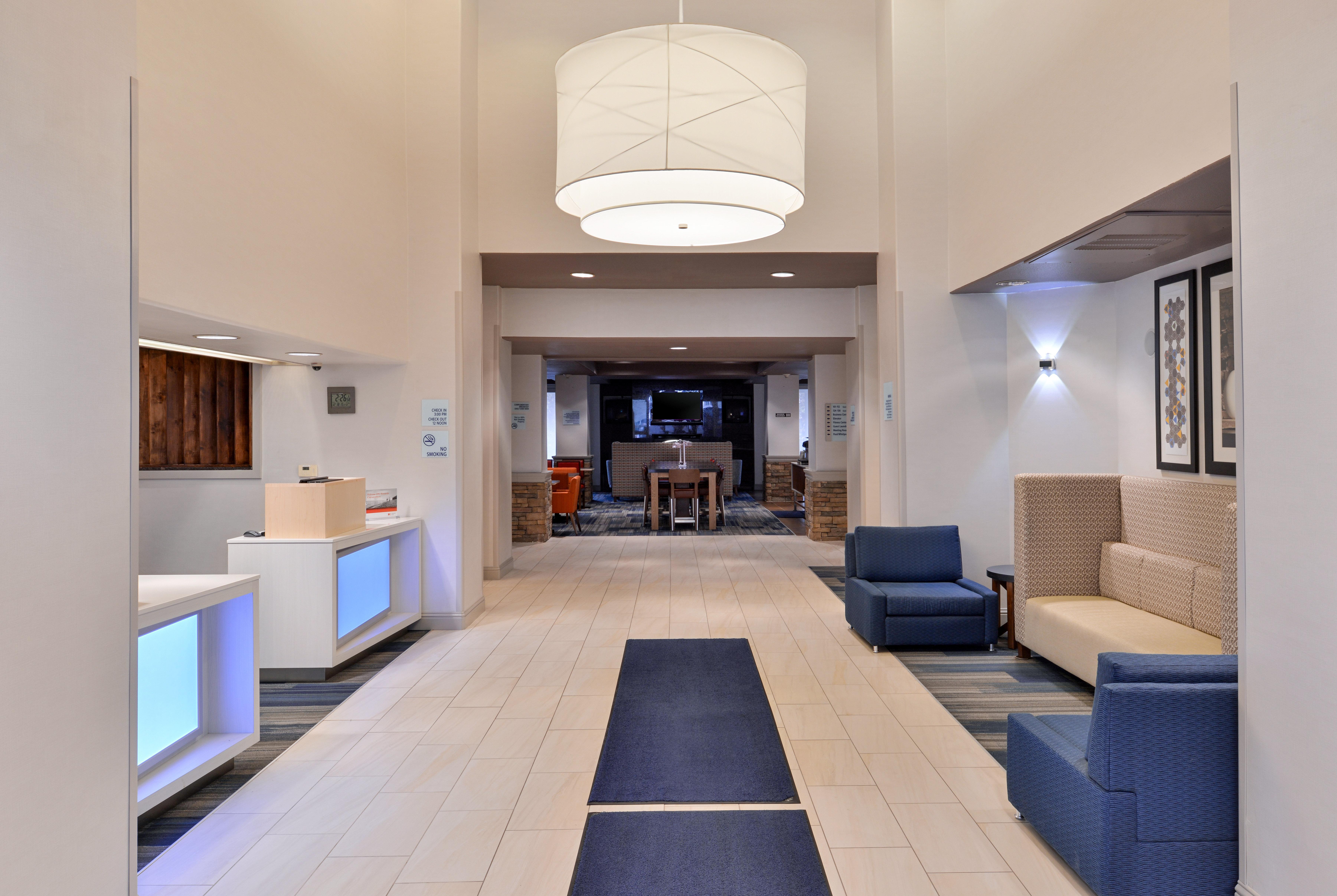 Holiday Inn Express Woodland By Ihg Екстер'єр фото