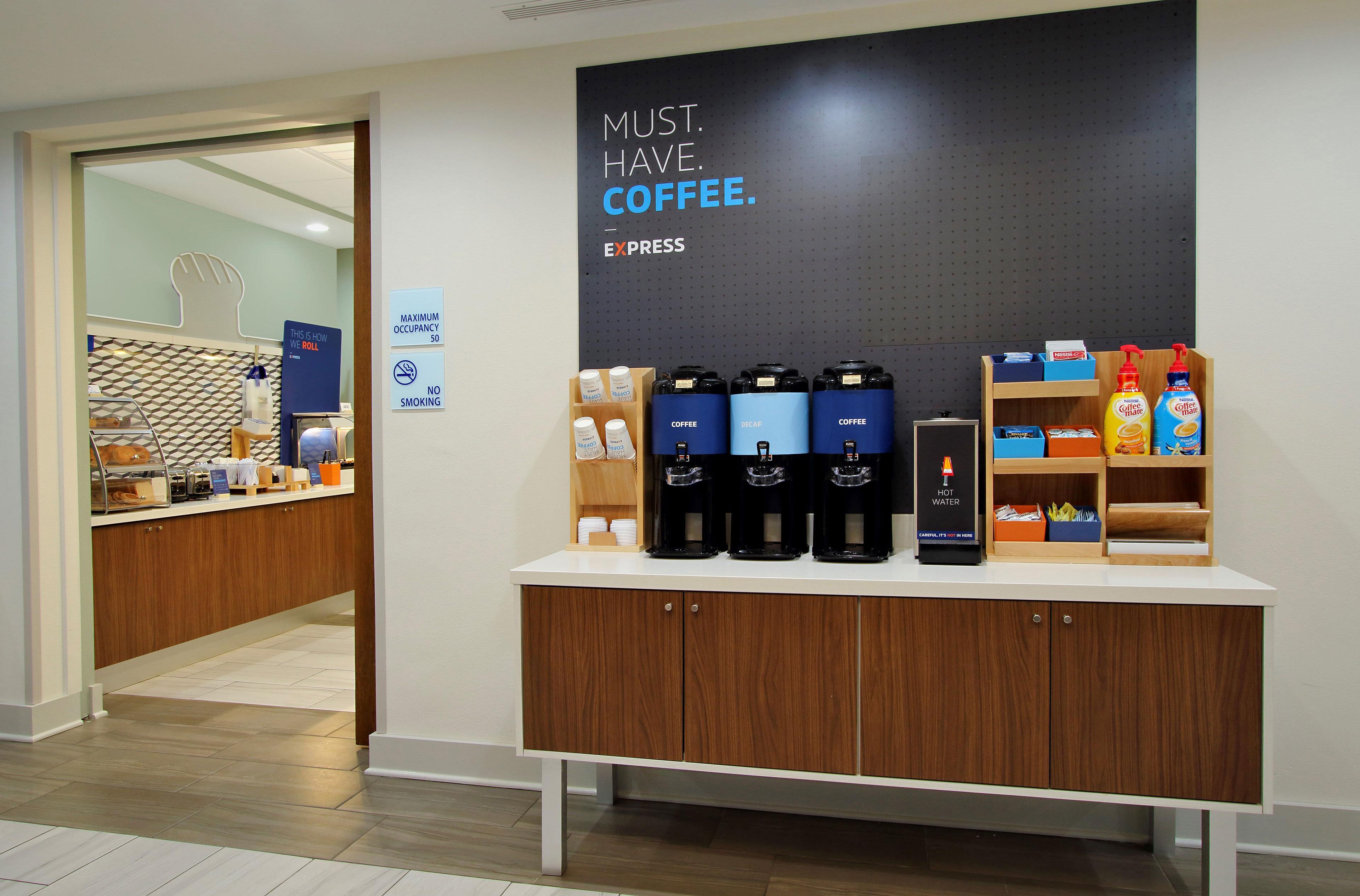 Holiday Inn Express Woodland By Ihg Екстер'єр фото